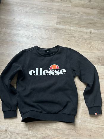 Pull ellesse