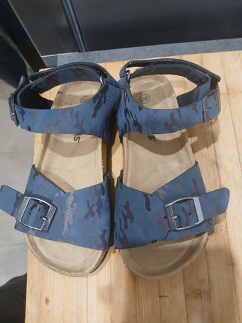 Sandale taille 30
