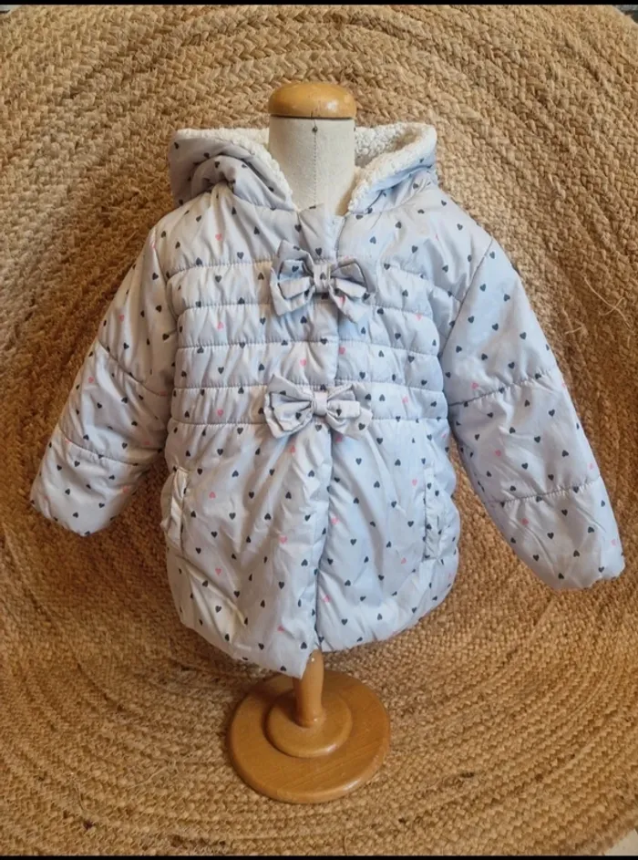 Jolie manteau gris à cœur fille la compagnie des petits 3 ans - photo numéro 2