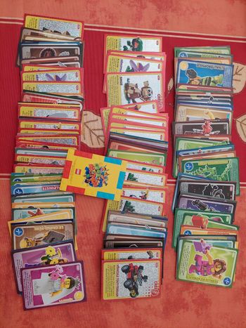 144 cartes lego