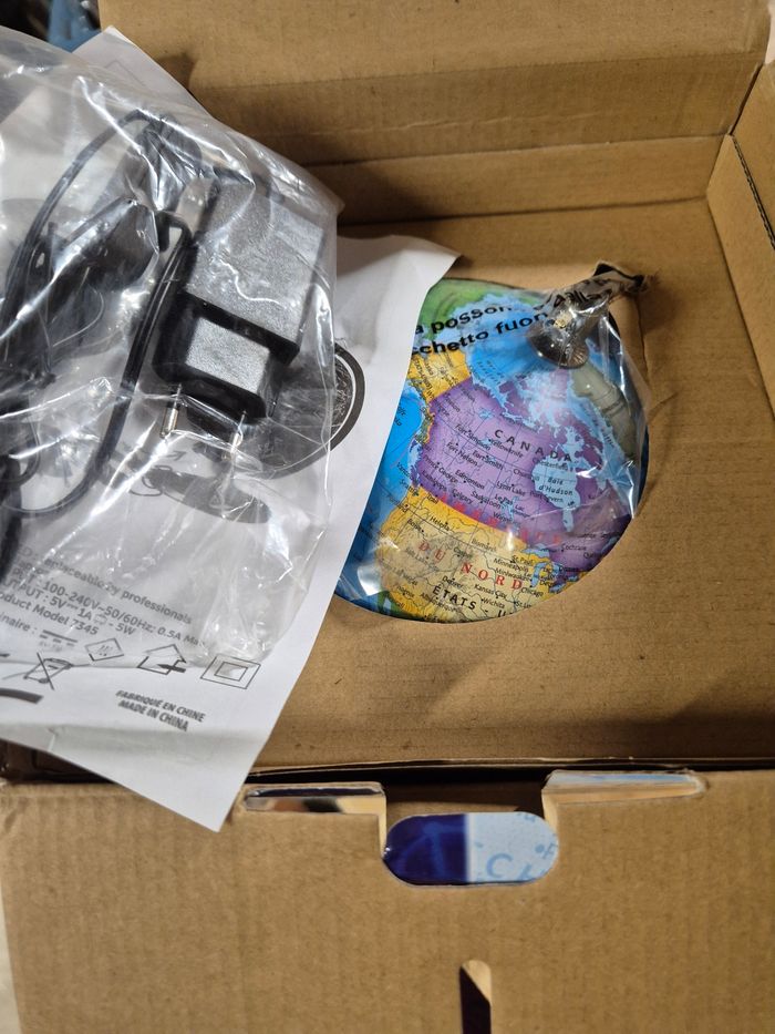 Buki globe jour nuit neuf - photo numéro 4