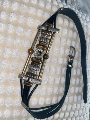 Ceinture vintage en cuir et strass