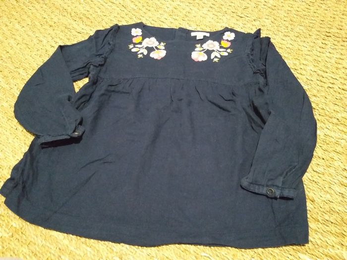 Blouse bleue marine fleurs brodées Vertbaudet 6 ans