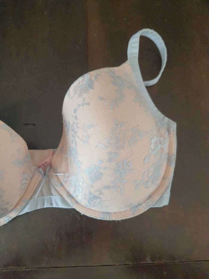 Soutiens-gorge Hunkemöller fr 95D eu 80D - photo numéro 7