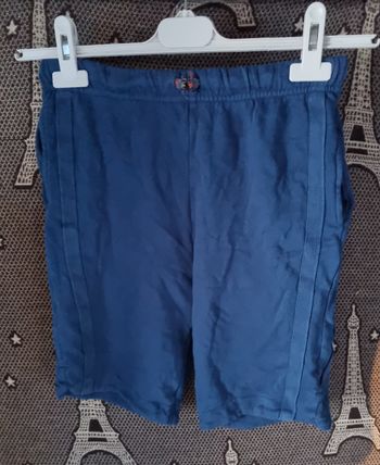 Short bleu 11-12ans