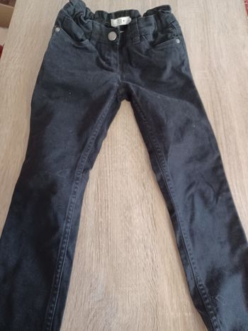 Pantalon noir 4/5 ans