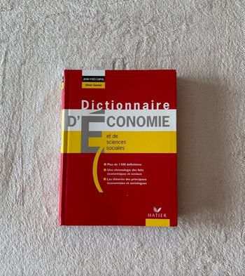 Dictionnaire d'Économie et de sciences sociales