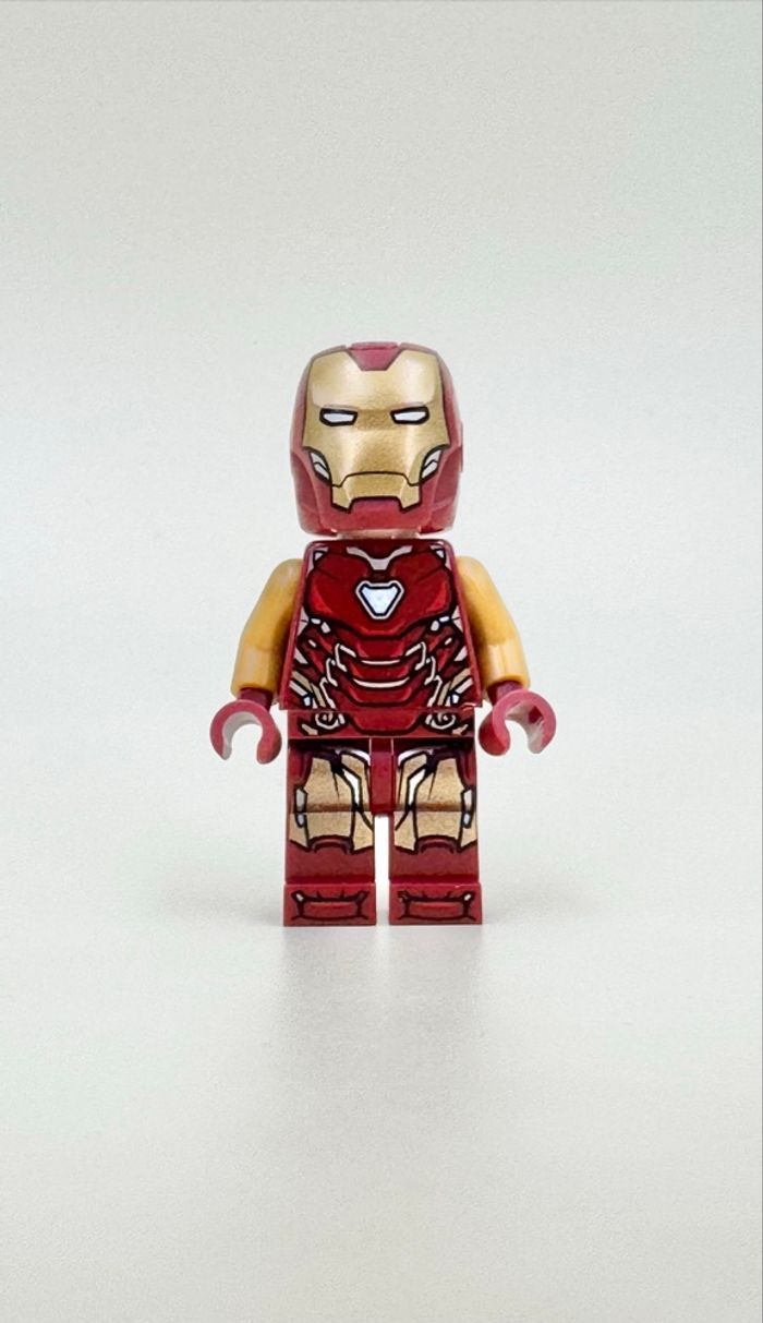 Lego Figurines Super Heroes : Iron Man , bras dorés (visage double expression) - NEUF - photo numéro 1