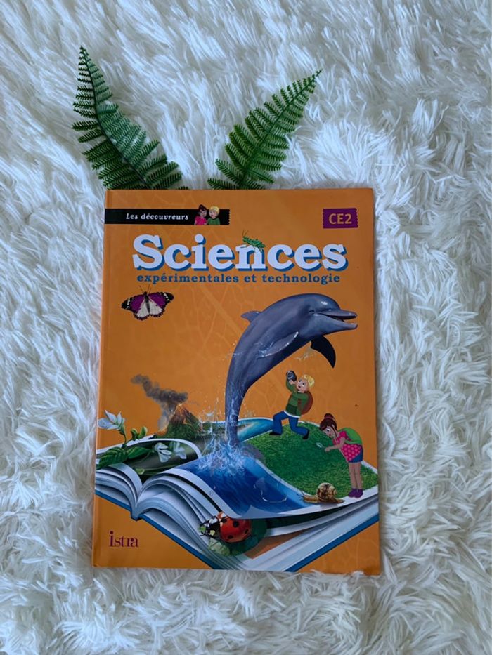 Livre Sciences expérimentales et technologies CE2