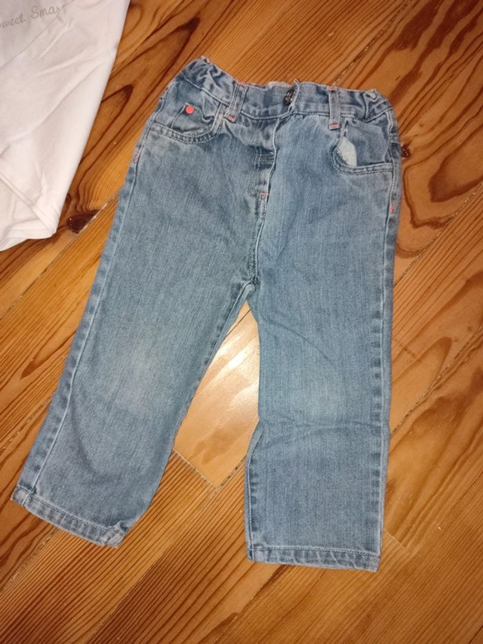 Ensemble jean et tee shirt - photo numéro 3