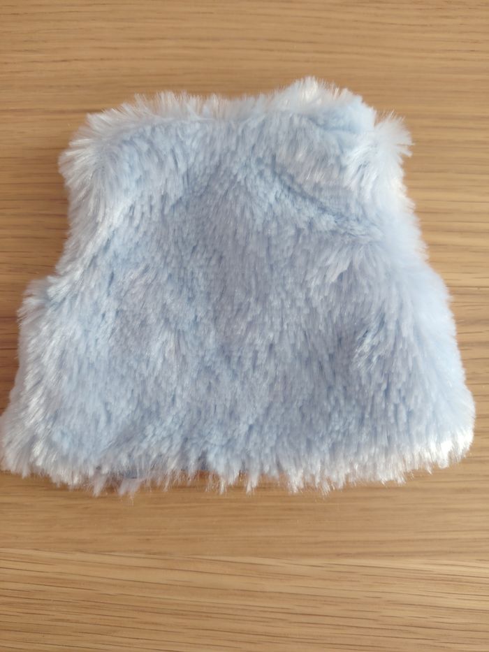 Gilet bleu fausse fourrure - photo numéro 2