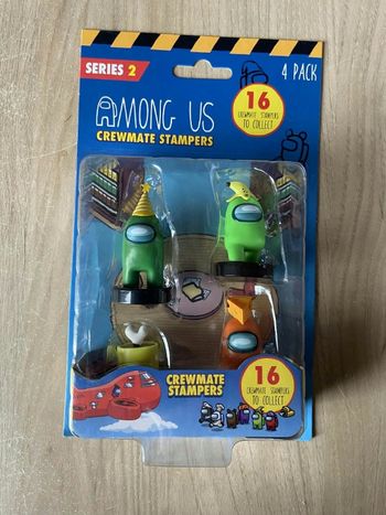 Lot de 4 figurine Among us crewmate stampers toikido 
Couleurs : vert foncé, vert clair, jaune et orange
Neuf