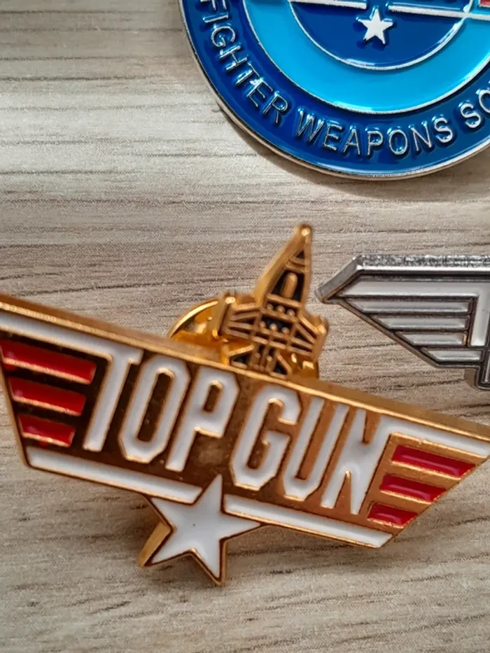 Lot de 3 pin's Top Gun Maverick - photo numéro 4
