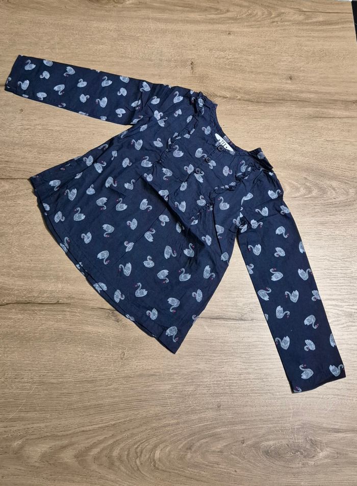 Lot t-shirt ML et blouse 24 mois - photo numéro 2