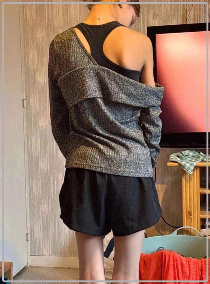 Tres  jolie t  shirt  taille  S - photo numéro 4