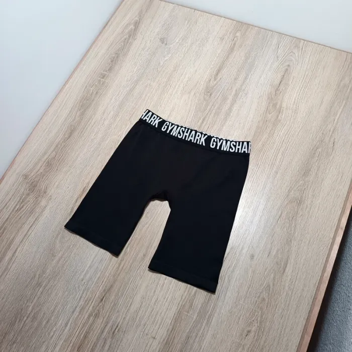 Short gymshark femme L noir - photo numéro 2