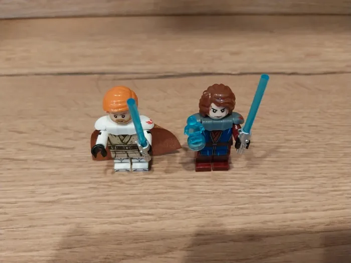 Figurines type lego Jedi Anakin Skywalker et Obiwan star wars - photo numéro 4