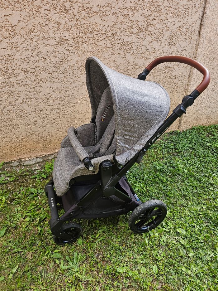 Poussette + base isofix - photo numéro 6