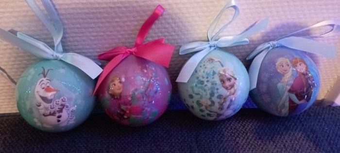Boules la reine des neiges
