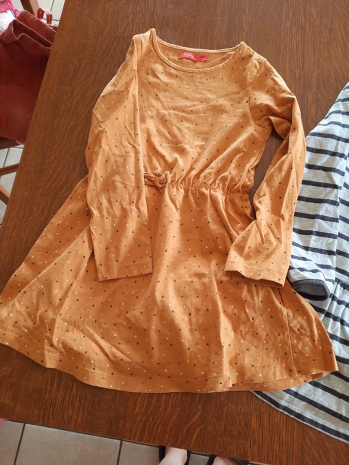 Lot 2 robes - photo numéro 3