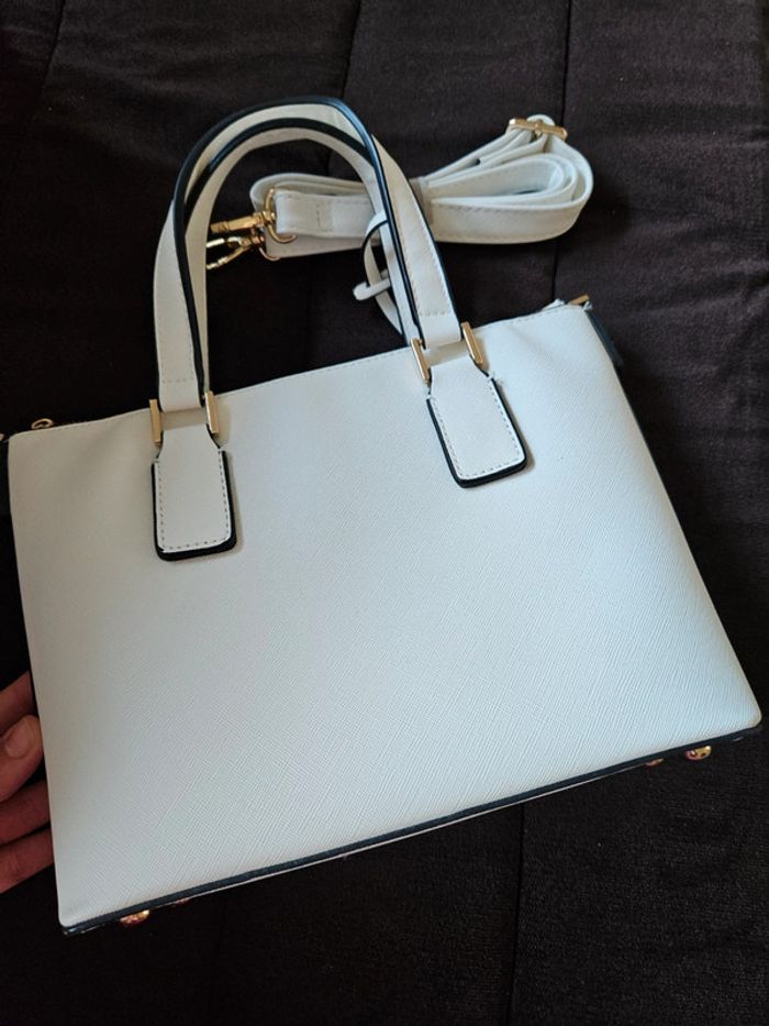 Sac blanc - photo numéro 2