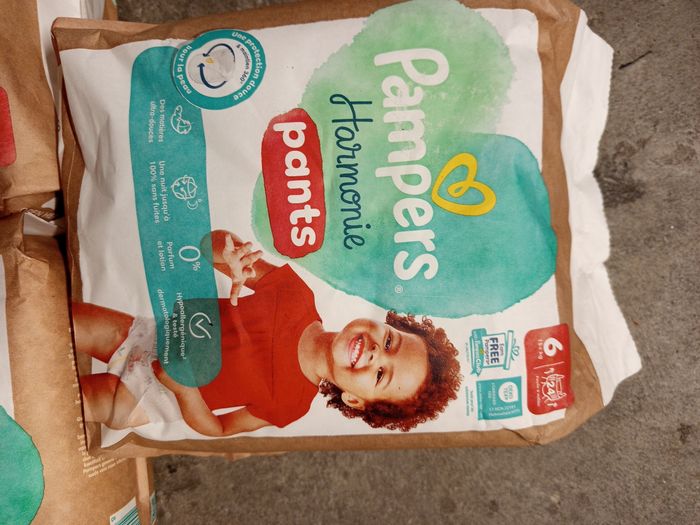 3 paquet de couche Pampers harmonie pants taille 5 et 6 a 28€ - photo numéro 2