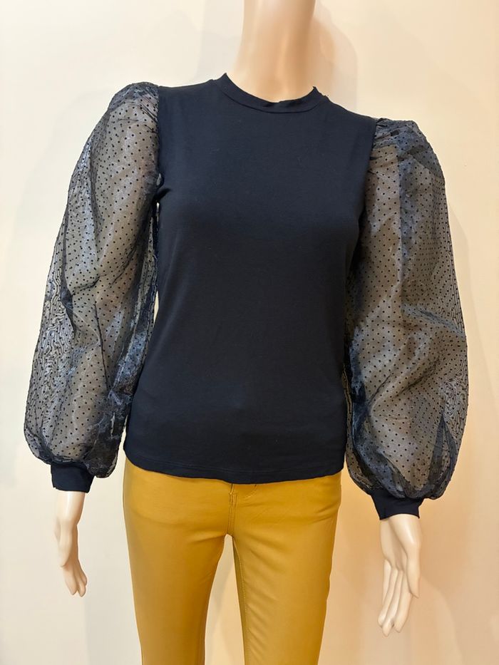 Haut femme - manches bouffantes / Taille 34