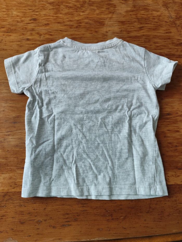 Lot de 5 tee-shirts colorés taille 24mois - photo numéro 7