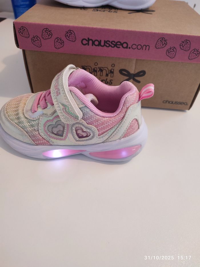 Baskets lumineuses Chausséa - photo numéro 3
