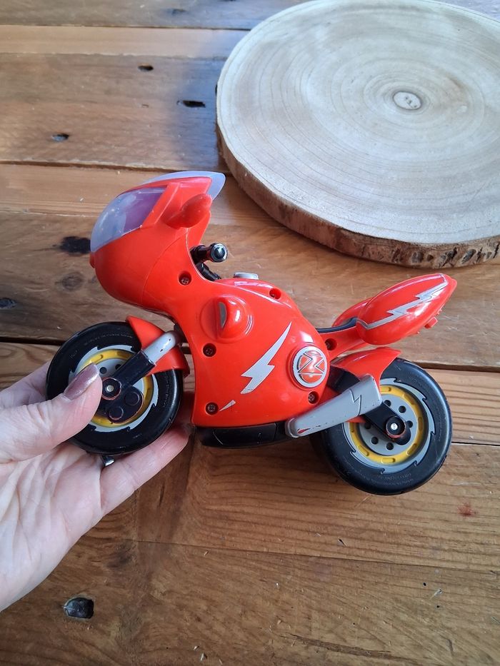 Ricky Zoom - photo numéro 8