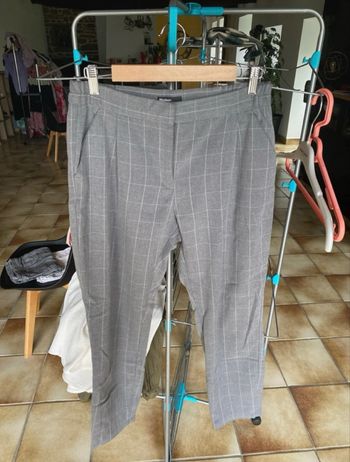 Pantalon à carreaux gris