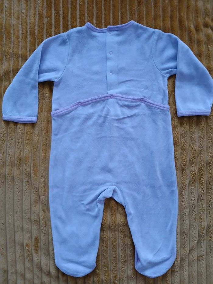 Lot de 4 pyjamas une pièce taille 18 mois - photo numéro 3