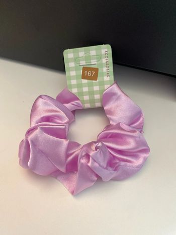 Chouchou matière satinée rose