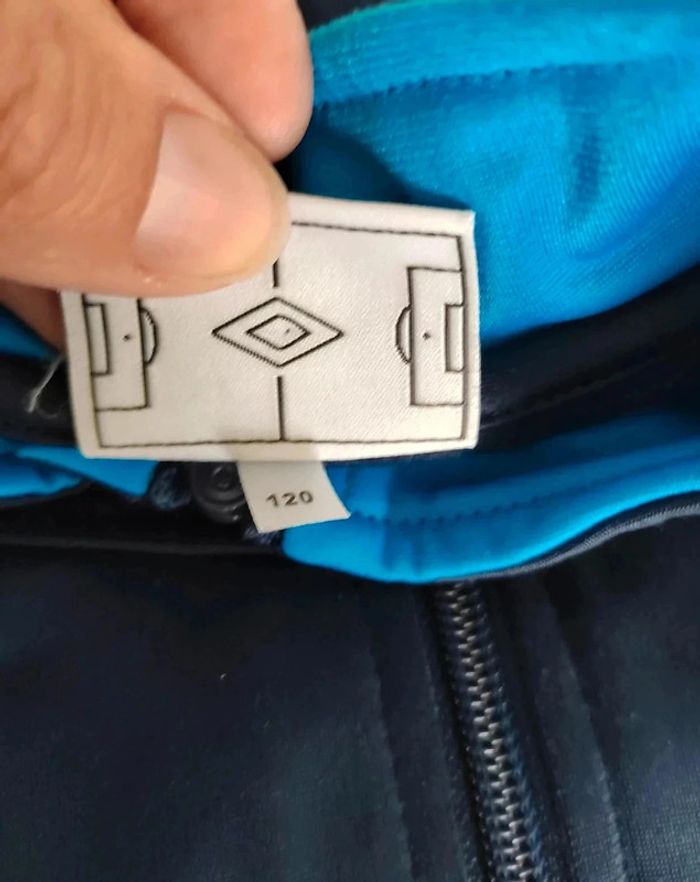 45 € Lot de vêtements garçon 6 ans - photo numéro 7
