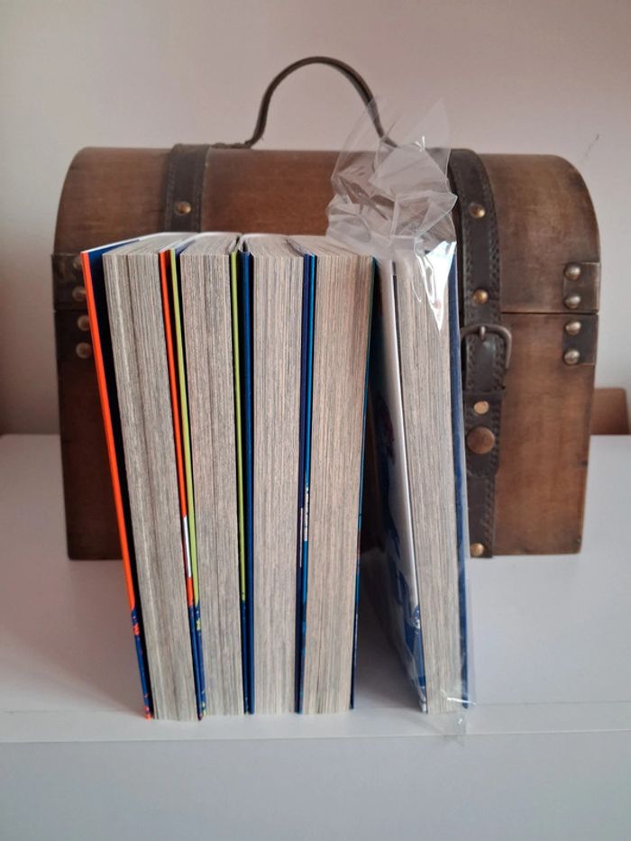 Manga Blue Lock 1 à 18 sans le 16 et 17 + collectors édition limitée - photo numéro 15