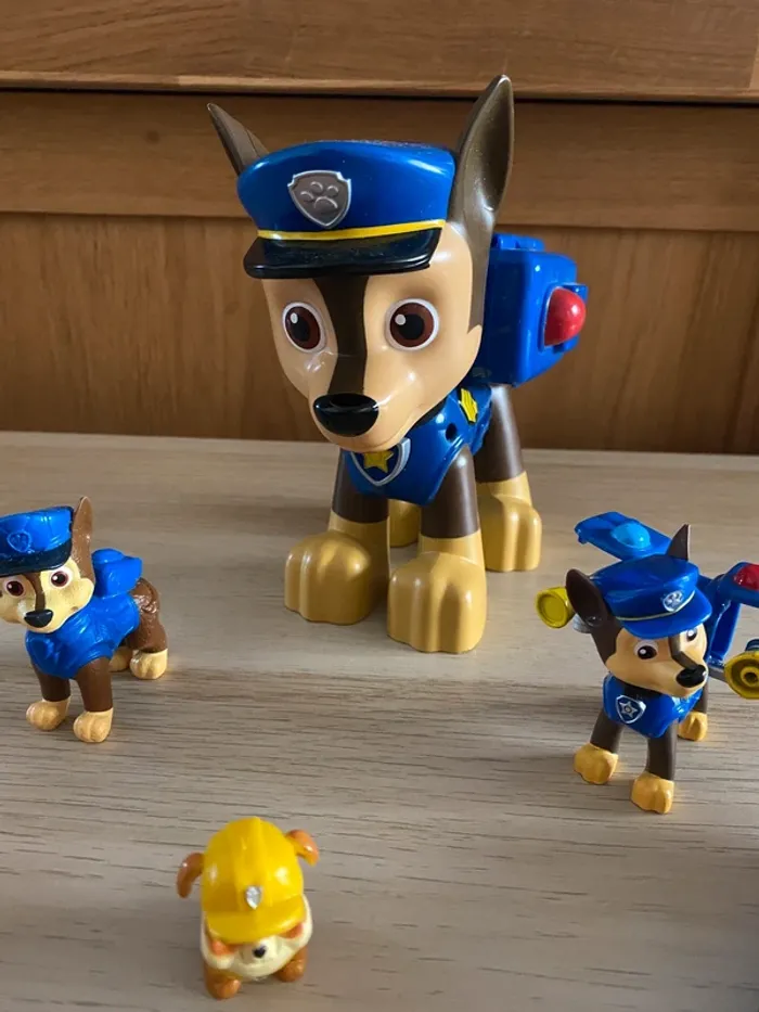 Figurines pat patrouille paw patrol chase Ruben zuma chien véhicule voiture - photo numéro 6