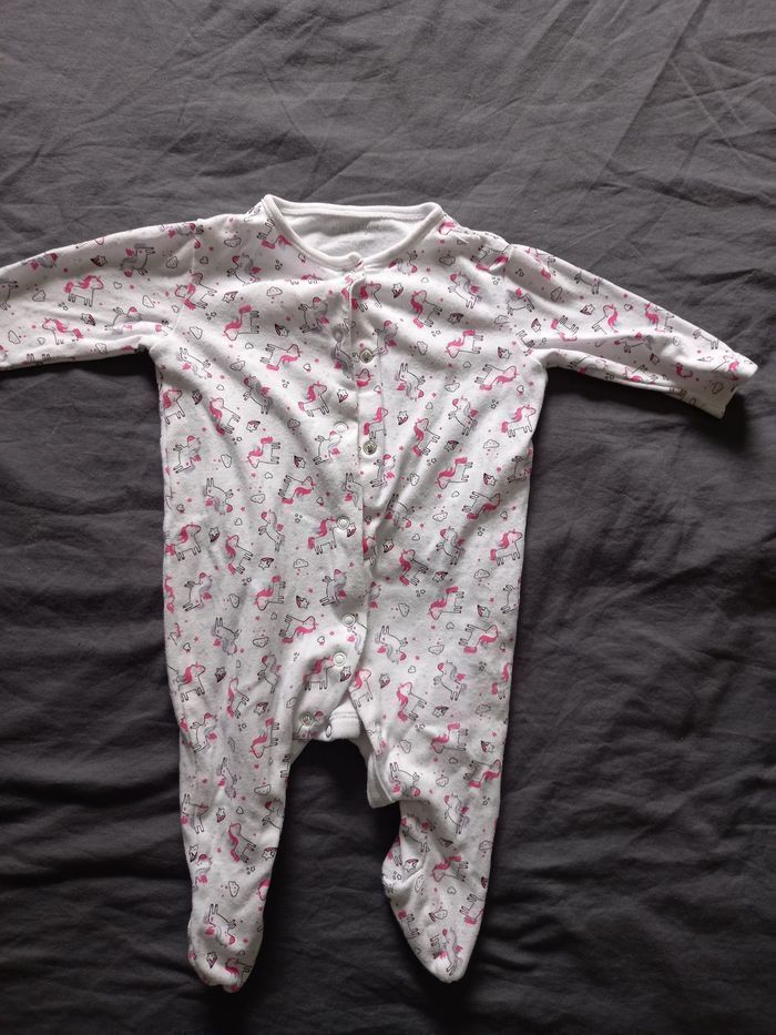 Lot pyjamas - photo numéro 4