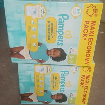 Lot couche pampers premium T6