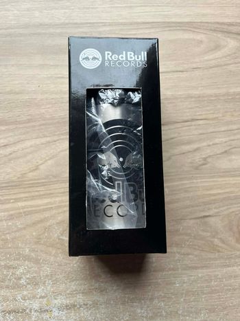 Thermos 33 cl métal RedBull records gris