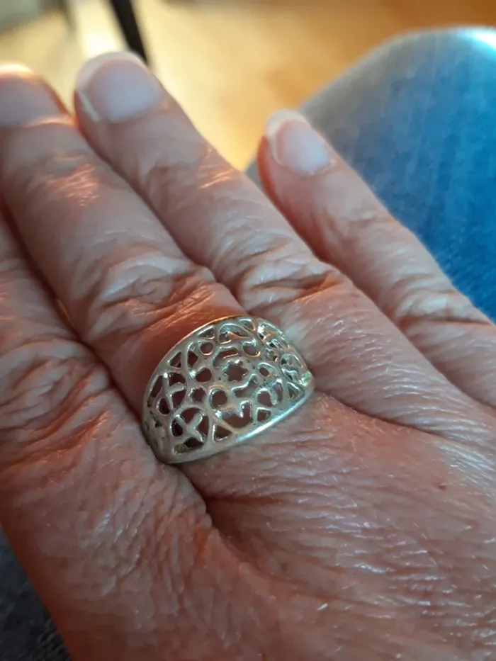Bague fantaisie ajustable
