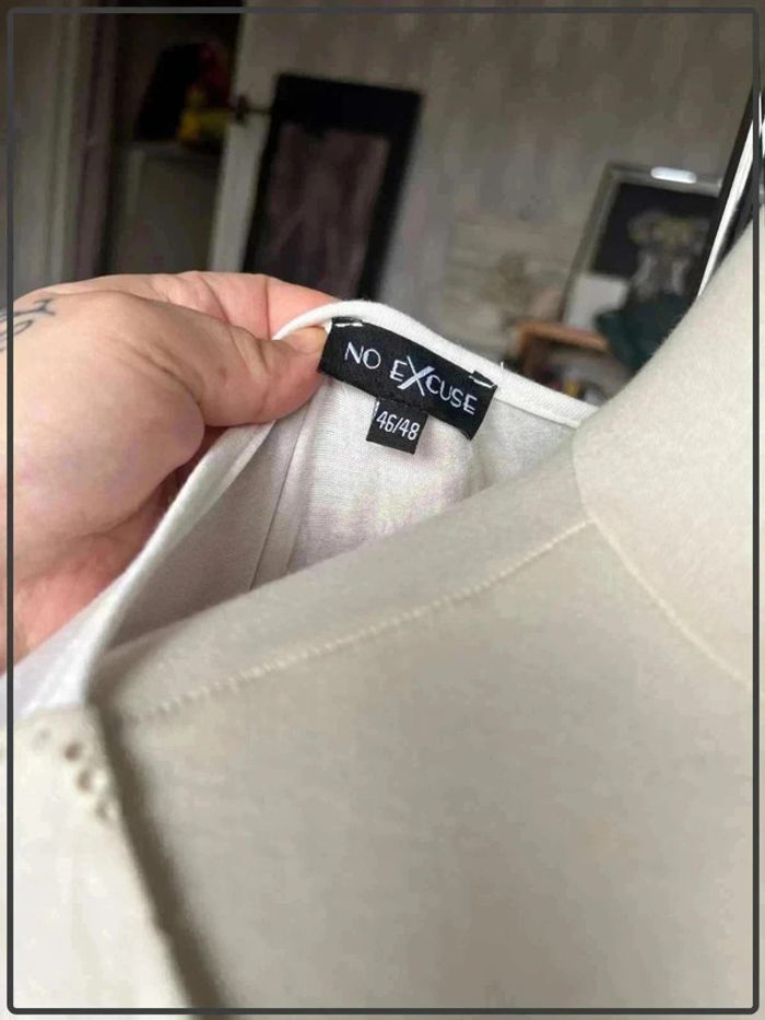 T shirt sans manche taille 46/48 - photo numéro 4