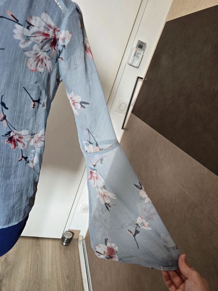 Blouse bleue - photo numéro 3