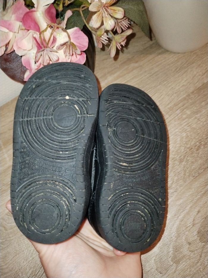 Baskets NIKE - photo numéro 4