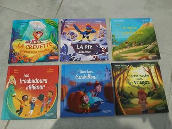 6 livres de chez McDonald's en super état.