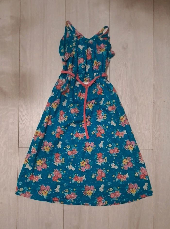 Superbe robe 5A (6A en reel)