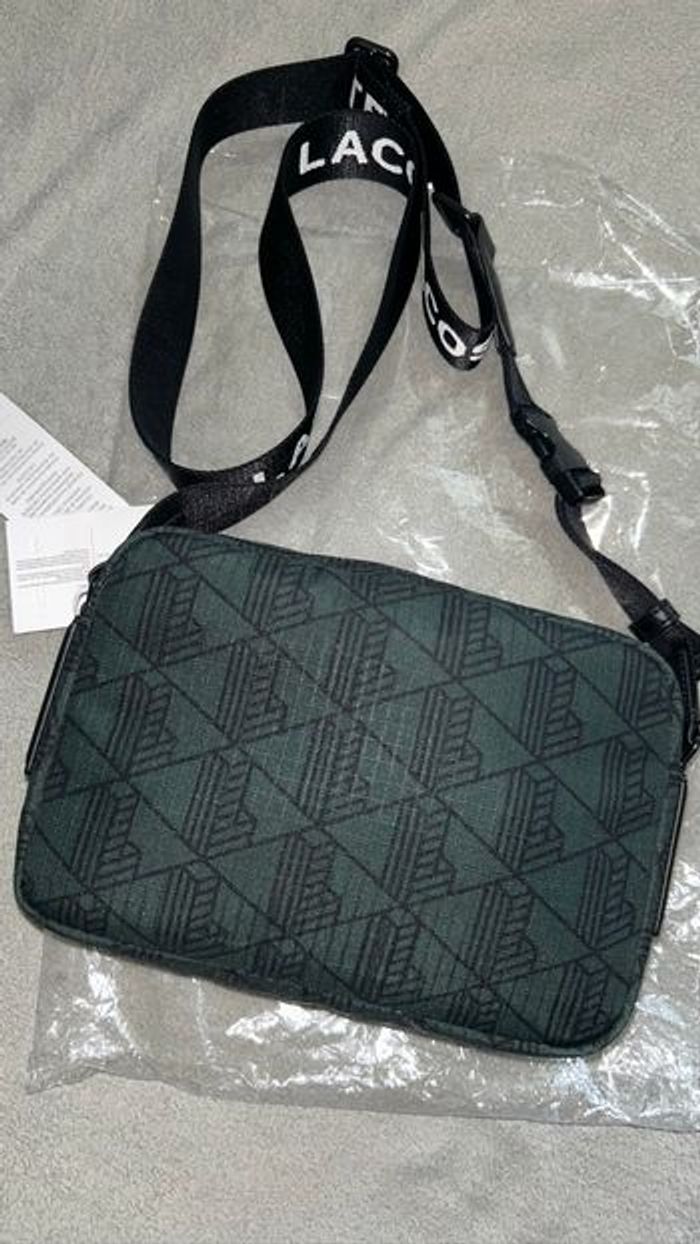 Sacoche bandoulière Lacoste - photo numéro 2