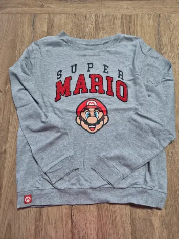 Pull Super Mario taille 12 ans