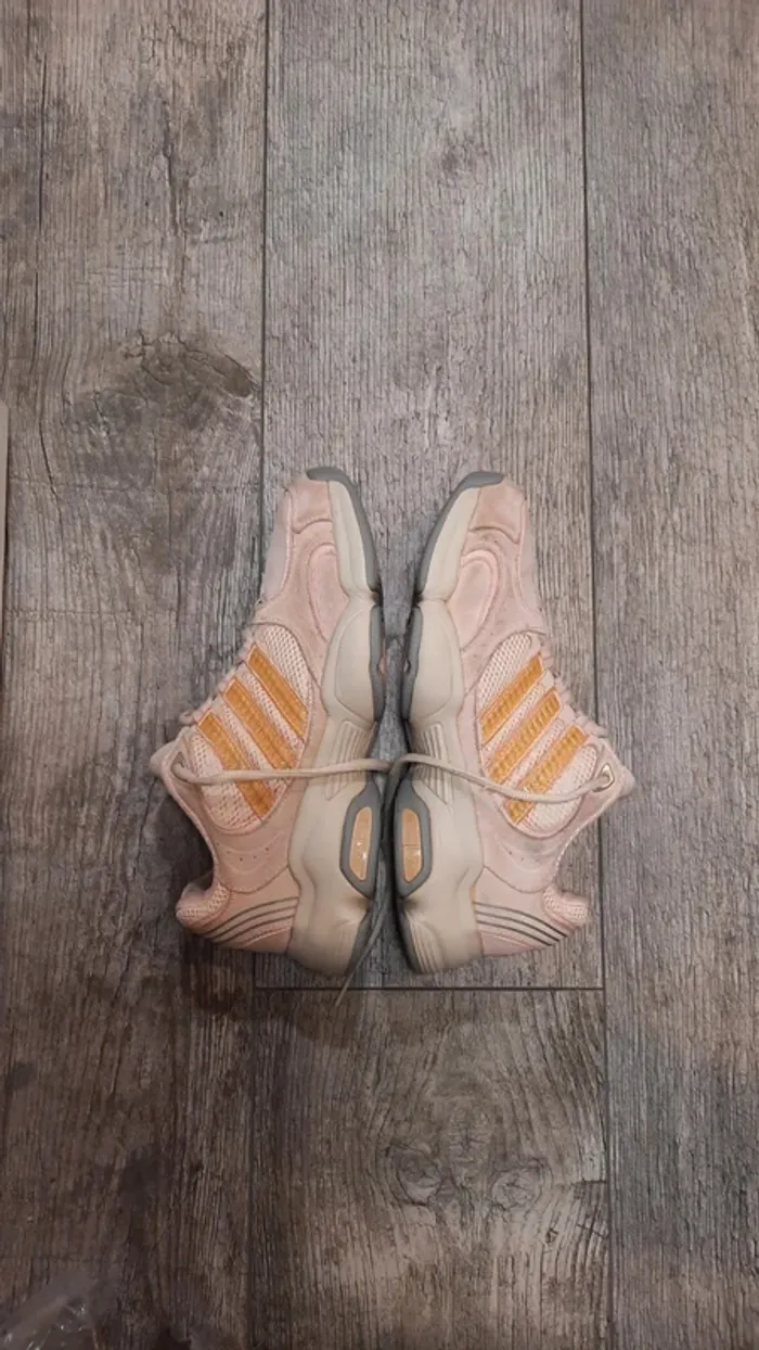 Basket  Femme Adidas adiprene 38 - photo numéro 5