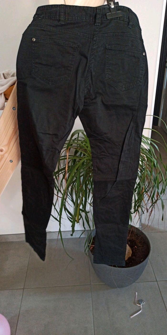 Pantalon noir - photo numéro 2