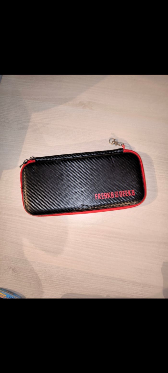 Pochette switch